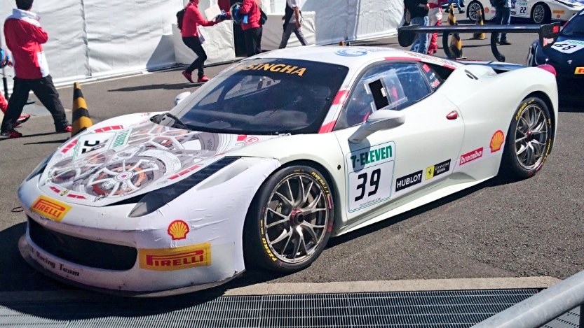 お金持ち系ワンメイクシリーズとしてお馴染みのフェラーリチャレンジ