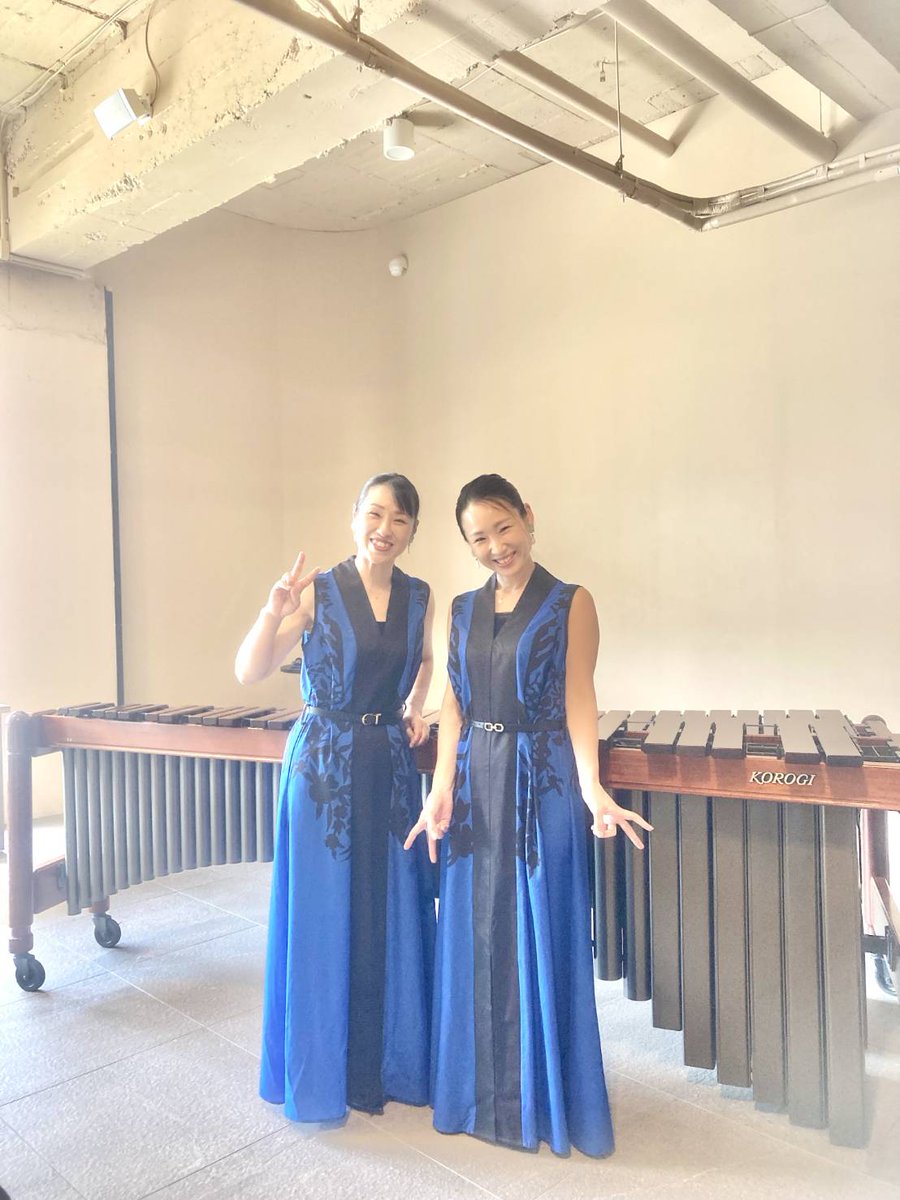 aiko_marimba's tweet photo. 6月19日　
《鯖江ロータリークラブ様　文化プログラム》Pulse Du で演奏してきました😊　総会後の午後のひとときをマリンバの音色でお楽しみいただきました😊美味しいお弁当もありがとうございました😋

#鯖江ロータリークラブ #PulseDu https://t.co/BdLUBDmndk