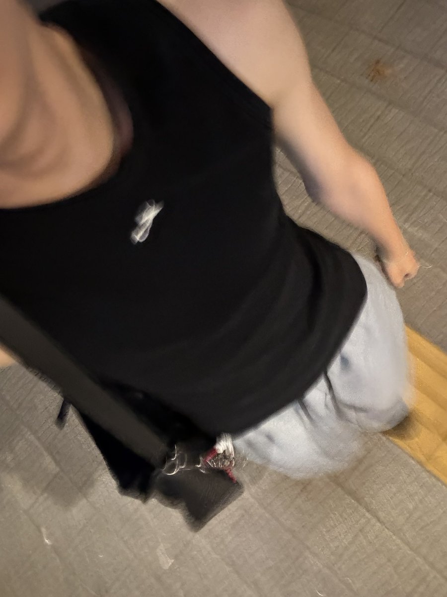 DONGSAISCOLD's tweet photo. 집가장 https://t.co/VCSuu4lBbL