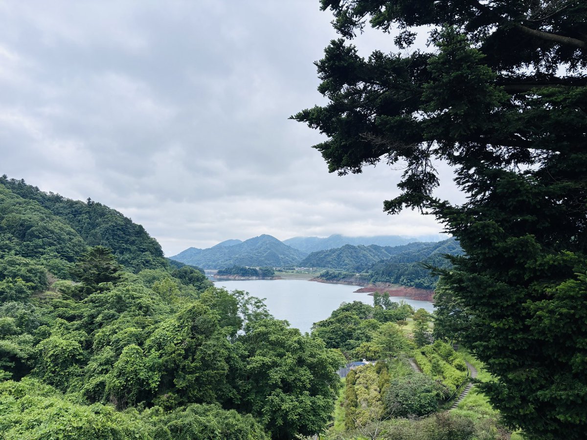 MikittyEdelweiz's tweet photo. 今日は宮ヶ瀬ダムまでツーリング
天気が心配だったけど、雨に降られる事無く、無事帰宅
お昼は #鐵馬厩 で出汁巻玉子定食を食べたけど、ここはお店の雰囲気がすごく良いのでオススメですな！ https://t.co/G3h2UFAk49