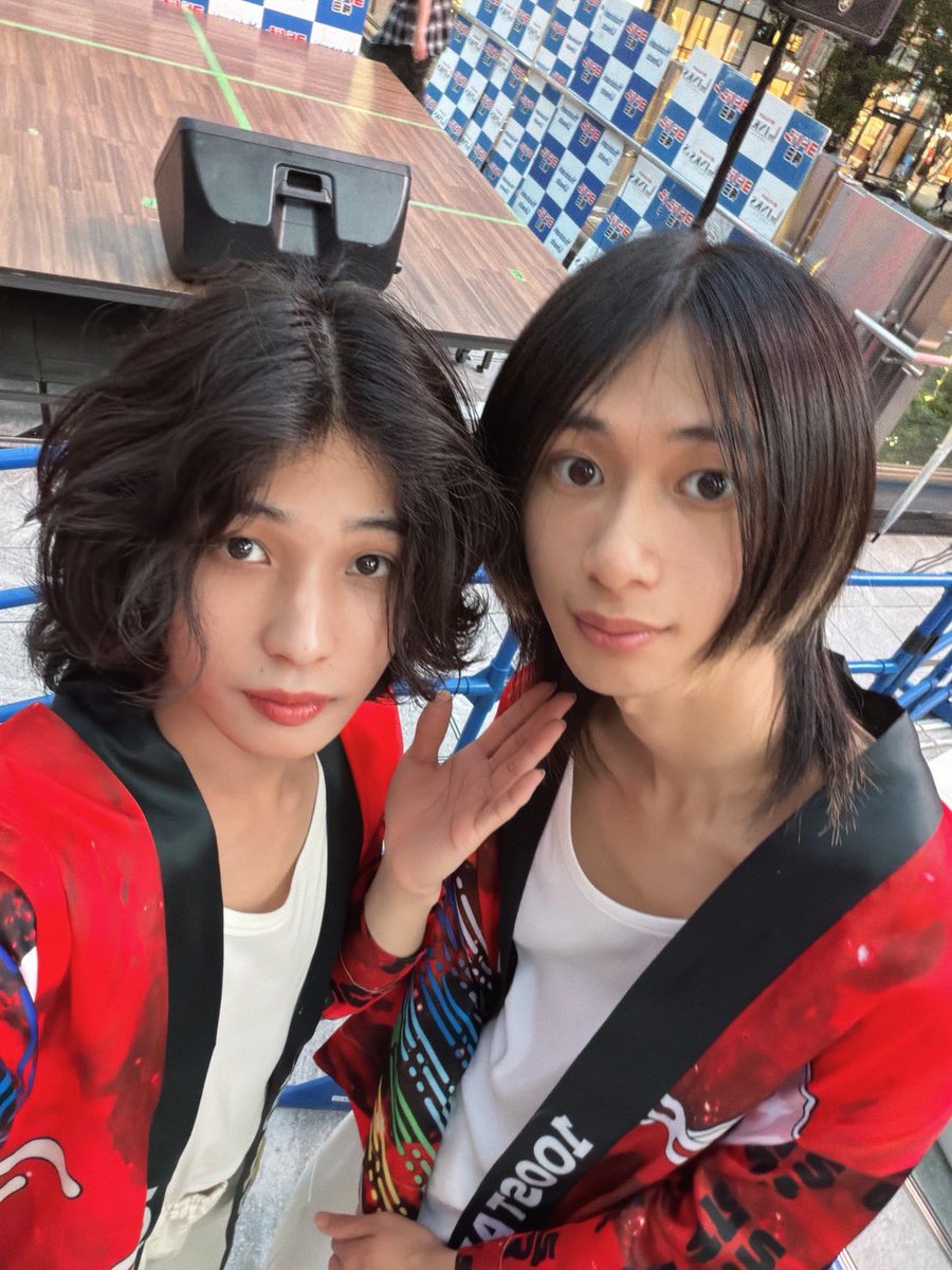 fuu12ga's tweet photo. 6/21新生100STARSお披露目ツアー‼️‼️
一番星みーつけた🌟番外編in大阪

ありがとうございました！！！
このツアーから100STARSとしての活動をスタートしたので本当により、特別なツアーでした！！

よく行っていたヨドバシカメラ梅田でライブ出来たこともすごく嬉しかったです！ https://t.co/ev6Dwkh5Tg