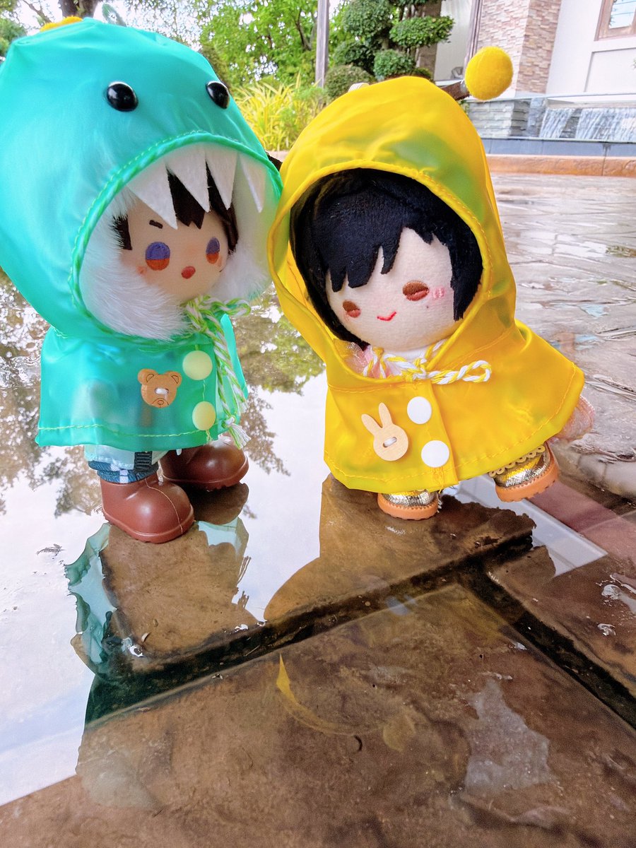 chicory_bloom's tweet photo. Rain, rain, go away,
Come again another day.
Little APPLE🍎🍏 wants to play,
come again another day. https://t.co/d4YSkl48U3