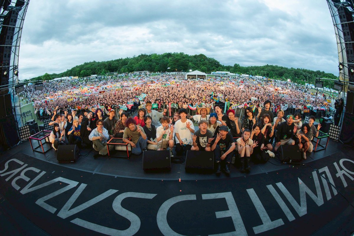 ogaryu69's tweet photo. YON FES 2026 ２日間ありがとうございました！！
10周年しっかりと締めくくれました！
一緒に作ってくれたみんなのおかげです！
雨と晴れの両極端な２日間だったけど楽しかったね✌🏻
良い景色をありがとうございました！ https://t.co/AVAYJO0v3T