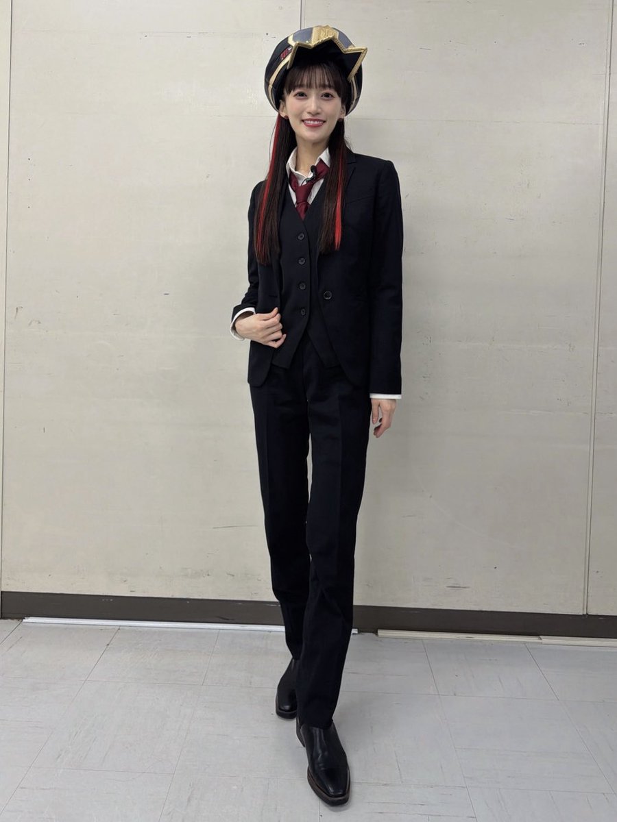 iRis_a_himi's tweet photo. #シネマダミス
マチソワ共にご来場
ありがとうございました！！
超時空捜査隊マルキューの
チームワークでなんとか
事件解決できました✨
お客様に何度救われたことか😭👏
マダミス楽しかったです！
マルキューのみんなの
今後ももちろん応援してます🔥
改めてありがとうございました！ https://t.co/pnQZ0PAiKM