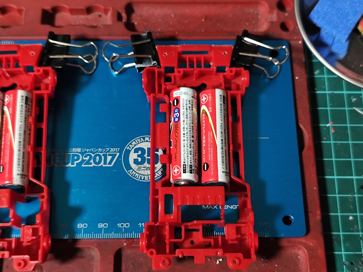 IAi221's tweet photo. 長年ミニ四駆やっている人でもXシャーシに興味無い人は(ここまで加工したら)X/XXの区別がつかない説

#わかる人はわかる
#Xはいいぞ
#XXはいいぞ https://t.co/qnSjDyjQ0z