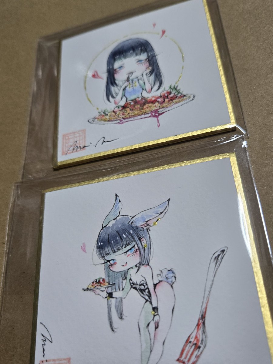 usasobax's tweet photo. #殺人鬼展食　 冥麿さんの作品観に行ってきた！　薺ちゃん猟奇的行動恐すぎて、明日からスパゲッティ食べれん(笑)　　　
珍しく人物に傷が無くて美人さん｡
色紙も２枚購入～バニーが可愛い! https://t.co/tYNjgaG02X