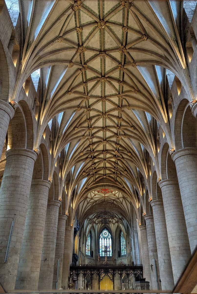 GeeVuitton's tweet photo. Visited the beautiful @TewkesAbbey yesterday whilst attending Tewkesbury History Festival, highly recommend joining the highlights tour at the Abbey. https://t.co/s4S527QPRT