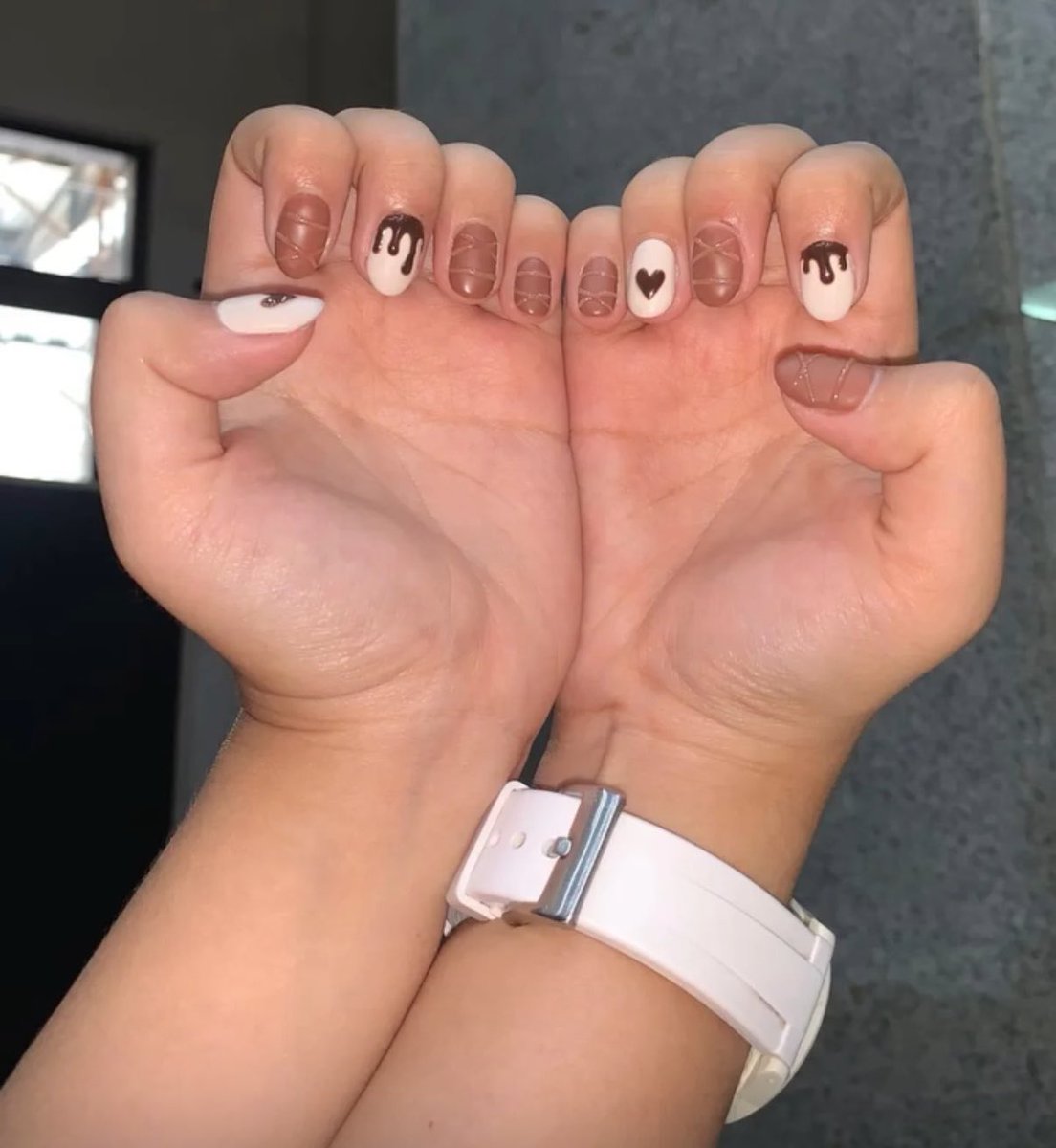 finazami's tweet photo. @duatujuhduadua @ayryzcabell aku haid nya 7-8 hari doang ttp nail art kak, karna cuma 50k😭😭 gak ngerasa rugi bgt lah karna gak sampe ratusan hahaha dan hasilnya juga baguss https://t.co/kbEL3UOngX