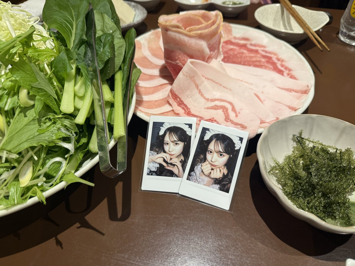 sawakun_cutie's tweet photo. ライブ終わりのご飯が1番美味しい
新たな出会いにも感謝

#佐野愛花 https://t.co/H7xa93k28K
