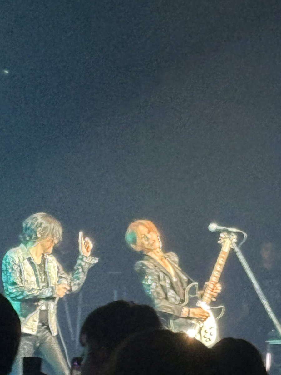 D2x_529's tweet photo. ド下手すぎてRYUICHIさんSUGIZOさんはこれが限界🤣
 #LUNAPIC https://t.co/f1RCeAYYrx