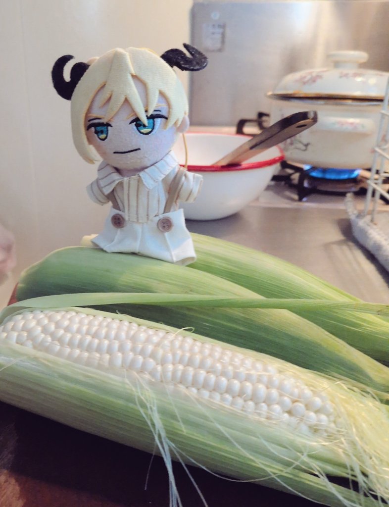 eternalnui's tweet photo. #ｻﾀﾍﾞさま　と白いコーン🌽 https://t.co/4AgjV1Why0