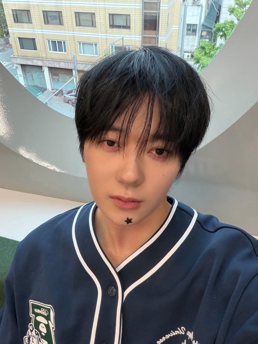 OmegaX_members's tweet photo. [#OX]

어제 오늘

#OMEGA_X #오메가엑스
#예찬 #YECHAN https://t.co/N2id8v8Rl4
