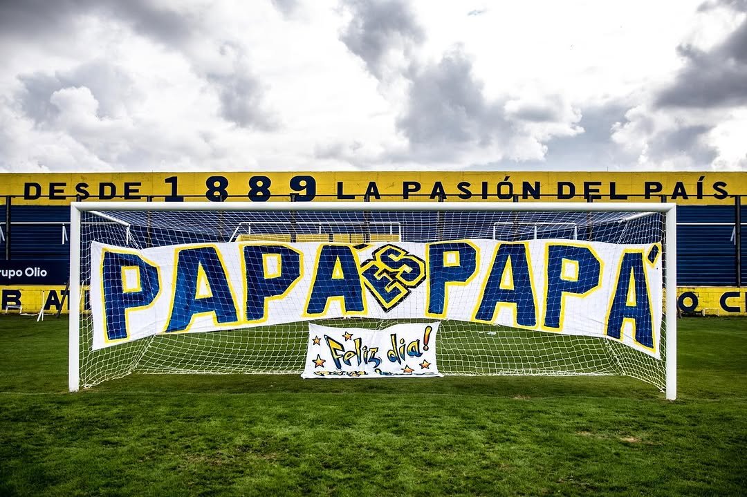 nnzjacke's tweet photo. Papá es papá
Feliz día💛💙 https://t.co/CuXVxw9Xyk