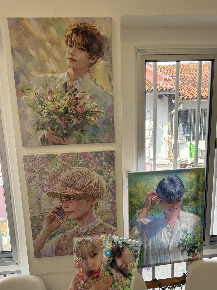 sqrdiary's tweet photo. most beautiful hanbin photobooth event i’ve been to i love the decos so much 🥹🥹

#everlastingloveshb https://t.co/BdkMp4QiDt