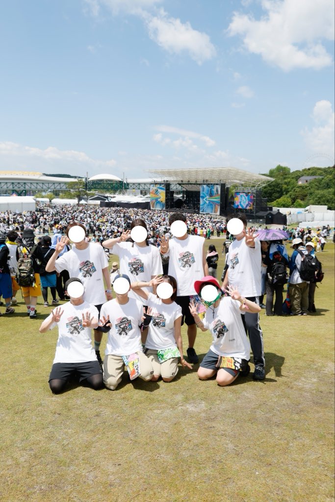 _nuchandayo's tweet photo. YONFES day2⭐︎今日はUTme!でお揃い♡素敵な写真、企画ありがとうございます！サイン入りポスターも当たって大満足 ここ数年毎年サインゲットできてて幸せ者です ２日間全力で楽しめた また戻ってこられるように頑張って生きよ✌🏼✌🏼✌🏼あいらぶフォーリミ！！！#ヨンフェス https://t.co/DpKUxIZLq0