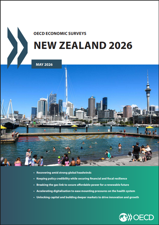 OECDeconomy's tweet photo. Missed the release of the @OECD Economic Survey of #NewZealand? 
New Zealand’s economy is expected to gradually strengthen, driven by accommodative monetary policy and resilient exports.
➡️Explore the key highlights in the brochure: https://t.co/yk3X3kphIE https://t.co/9SRLD6GR7m