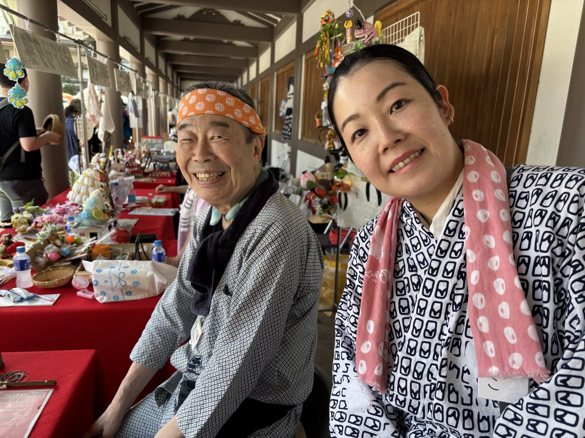 hayashiya_anko's tweet photo. 今日は #父の日
写真は去年の謝楽祭にて📸

#林家時蔵　#林家あんこ
#親子で落語家 https://t.co/rj5QPodTC9