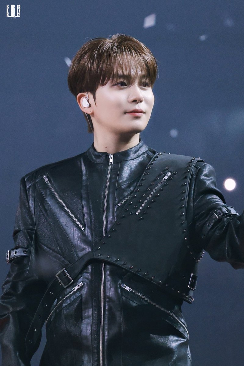 K_HO_E2's tweet photo. 260620 종호
이래서 가로를 포기를 뫃해.....

#ATEEZ #에이티즈 #JONGHO #종호 https://t.co/5rCWMhBU7x