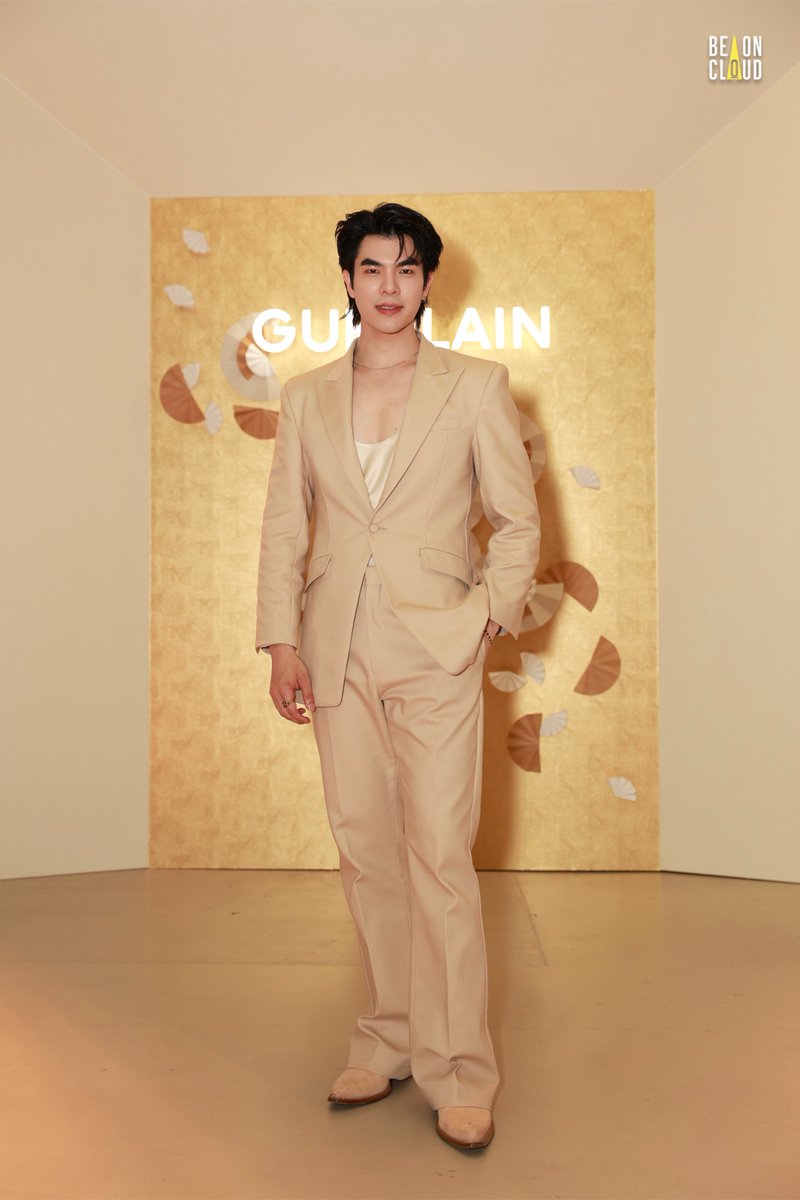 beoncloud_th's tweet photo. มาย–ภาคภูมิ ร่วมงาน Guerlain: Perfumer Visionary Since 1828 🐝✨

#GuerlainFragrancexMile
#Guerlain #GuerlainFragrance #LArtetLaMatiere #PerfumerVisionary https://t.co/21yozGiskY