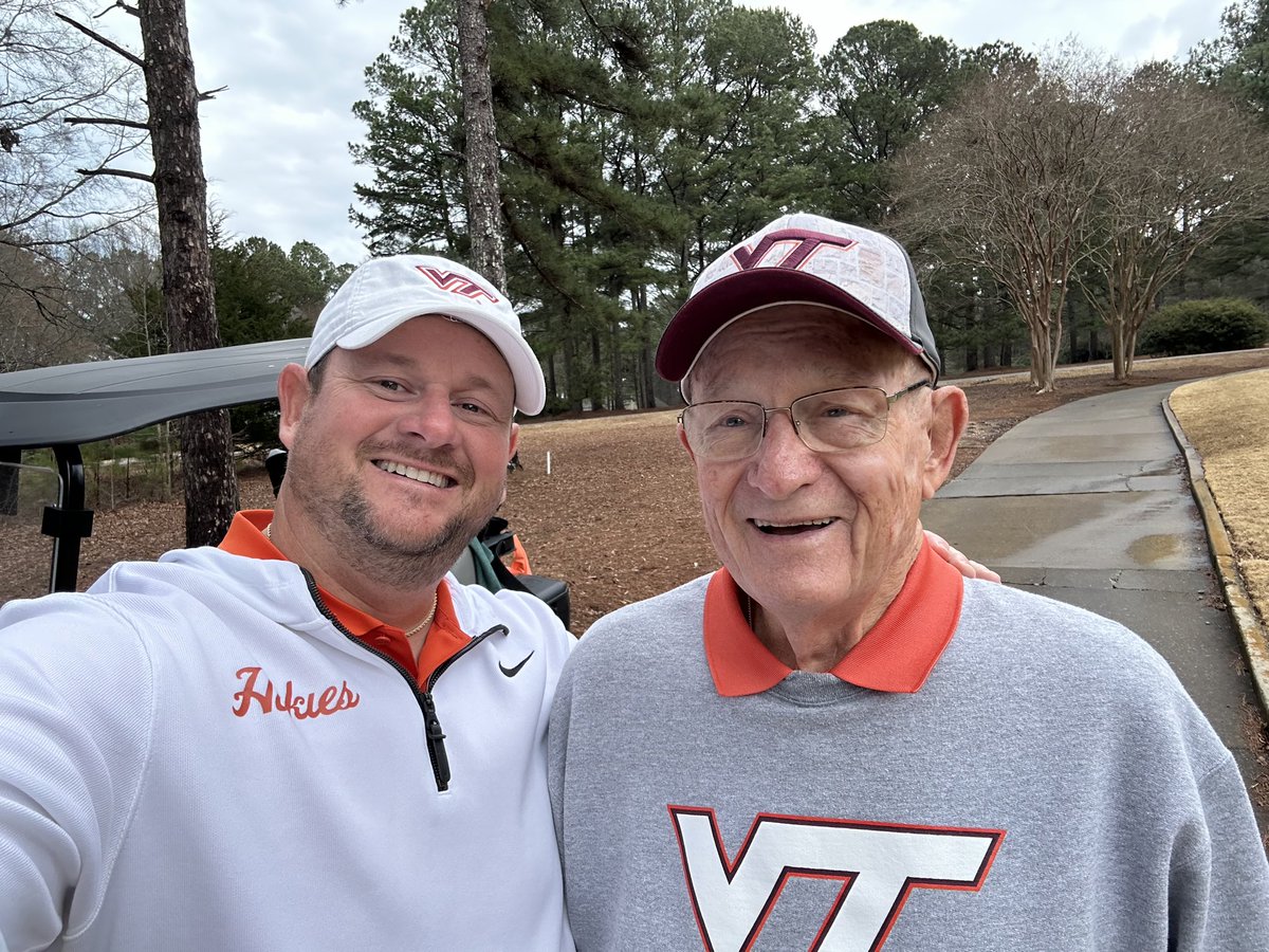 VT_assistWGOLF's tweet photo. Happy Father’s Day Pops!!!  Love ya!!! https://t.co/t62Z7voAIg