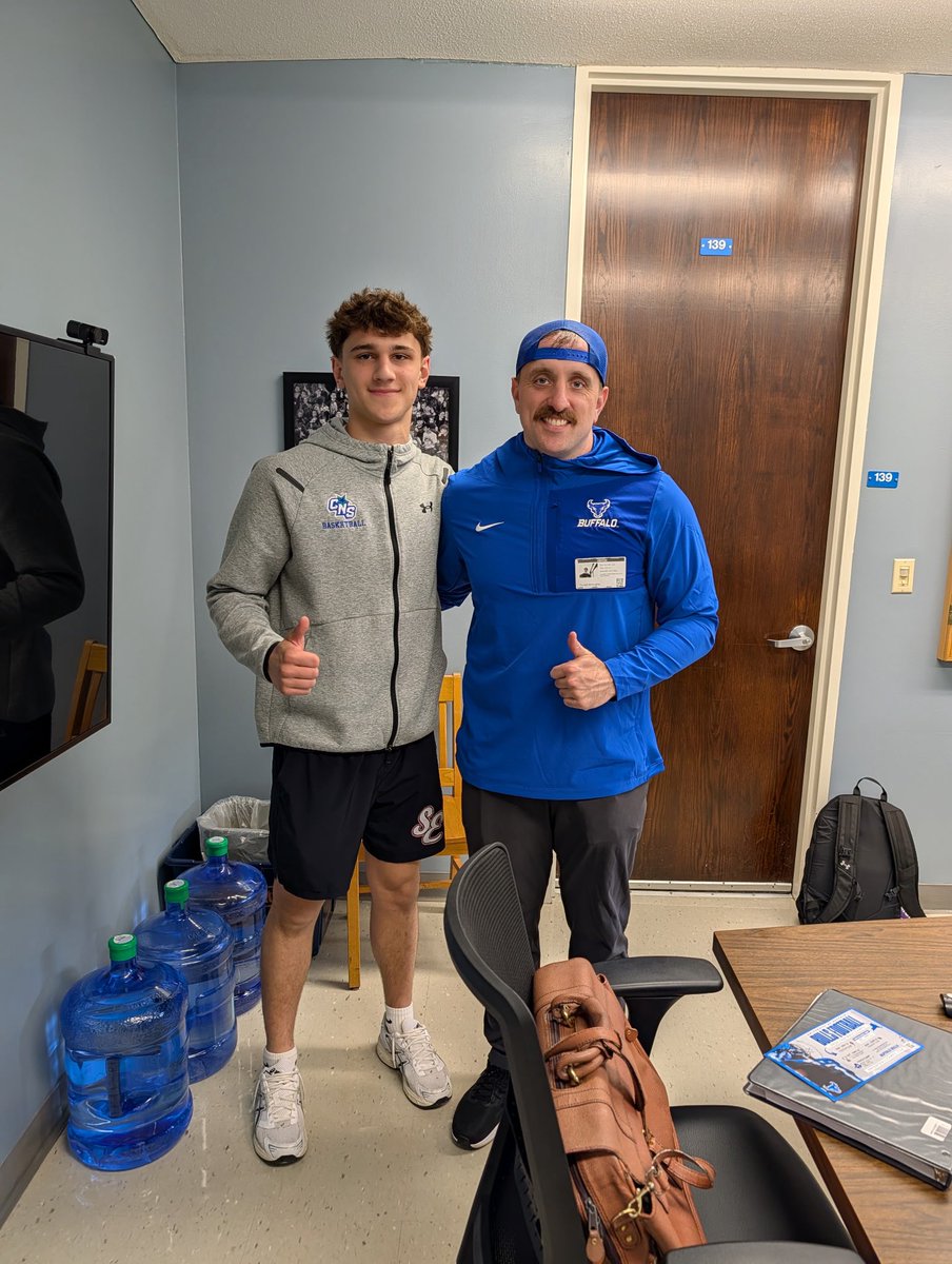 BraydonDems2_'s tweet photo. ‼️‼️Super excited to compete at the @UBFootball camp today. @_CoachG_ @Northstarsfball @CossCoach @JJ_Razmovski @Coach_TokarzQB @ronwhitcomb @Coach_Eleyssami @Biggame_24 @Pete_Lembo https://t.co/4ATvFDA4u5