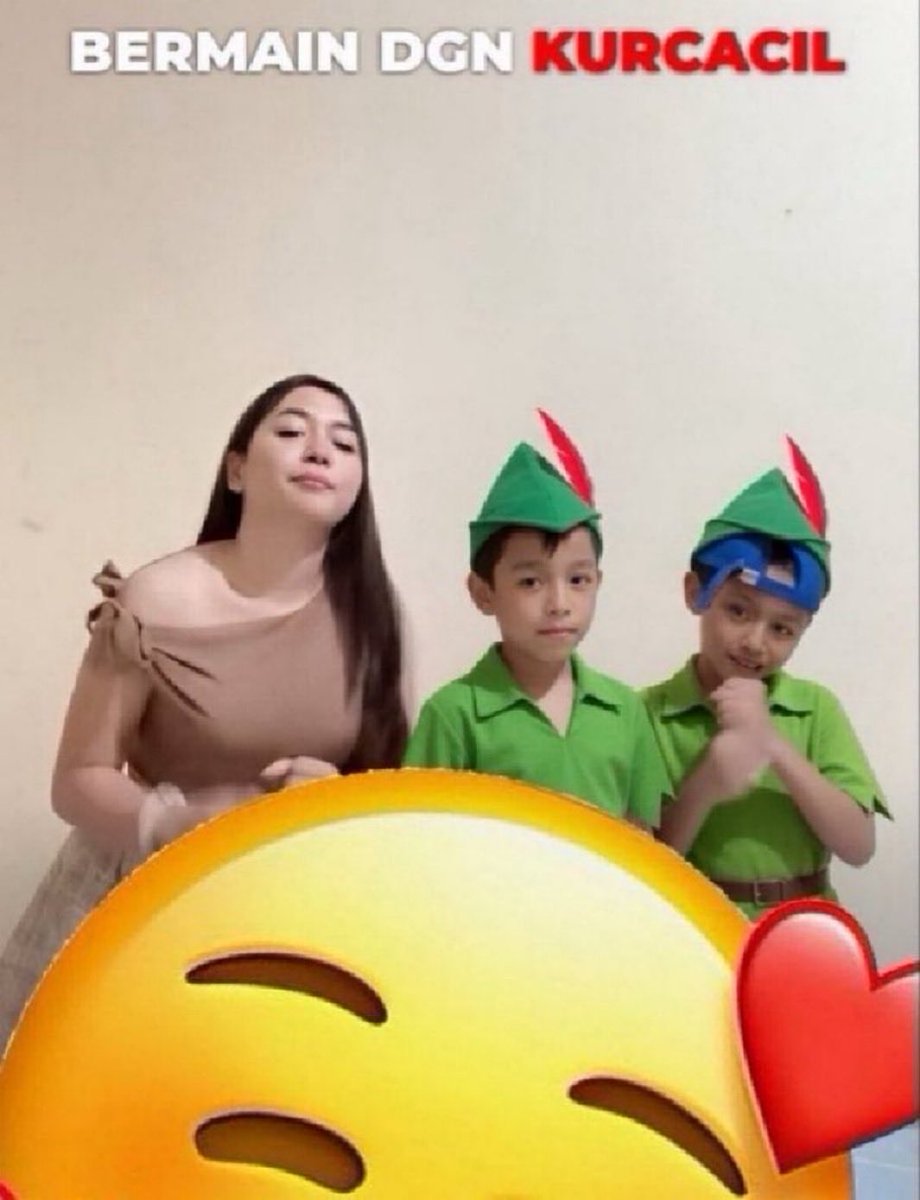 domajn's tweet photo. Waduh guruny ngajarin hal yg blm wktuny

https://t.co/a3NJ7VSgZE

https://t.co/oHbFt4c3dG

https://t.co/bNxOgF5ZK4

Minggu besok senin komisi III jonkyu prada aksi mahasiswa https://t.co/wFj6uJ10jz