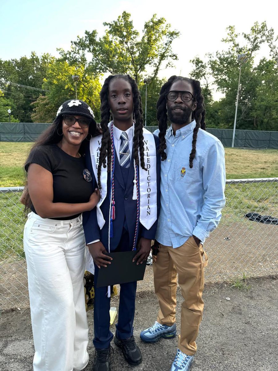 abheea530's tweet photo. Did I tell yall my son was Valedictorian of his middle school? Graduated with an overall GPA of 3.91. I’m so proud of him. https://t.co/rA5Rh17kp2