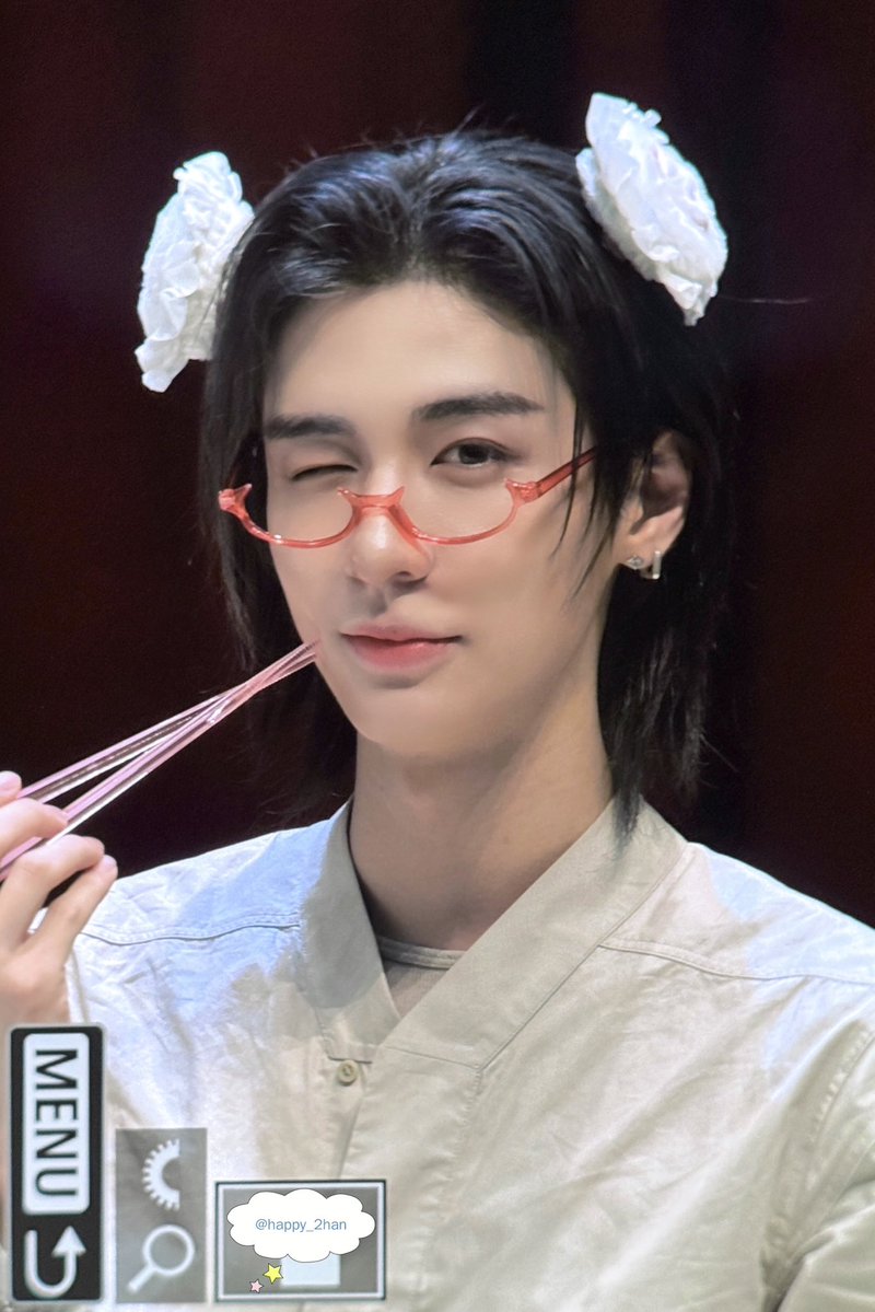 happy_2han's tweet photo. 260621 엠투유

잏만듀 🥟🥟🥢

#이한 #LEEHAN #イハン 
#BOYNEXTDOOR #보이넥스트도어 https://t.co/UfnAItG0eQ