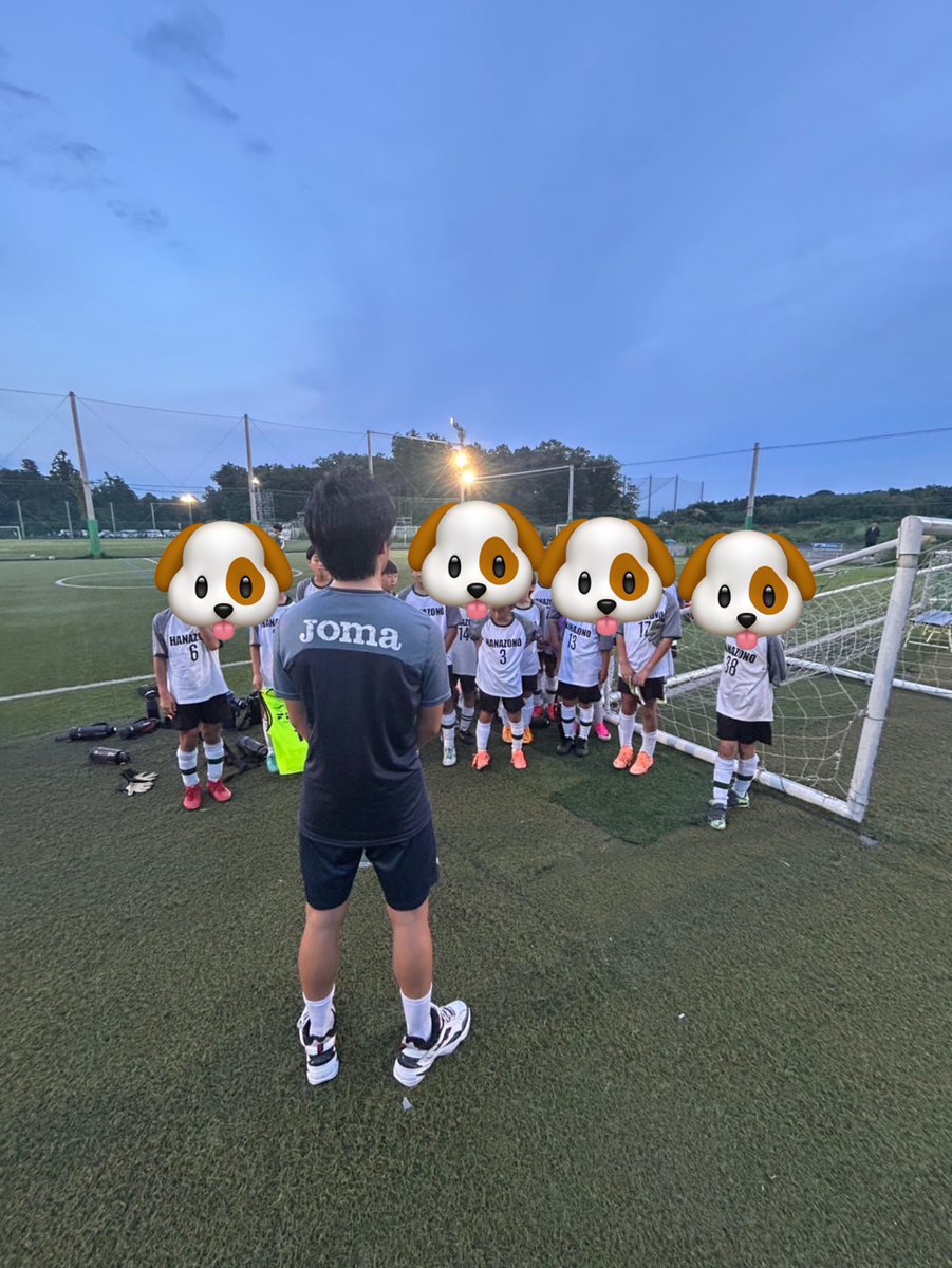 miraclemaker123's tweet photo. 小学生に鍛えてもらってください⚽️ https://t.co/TZWnvS0Mhg