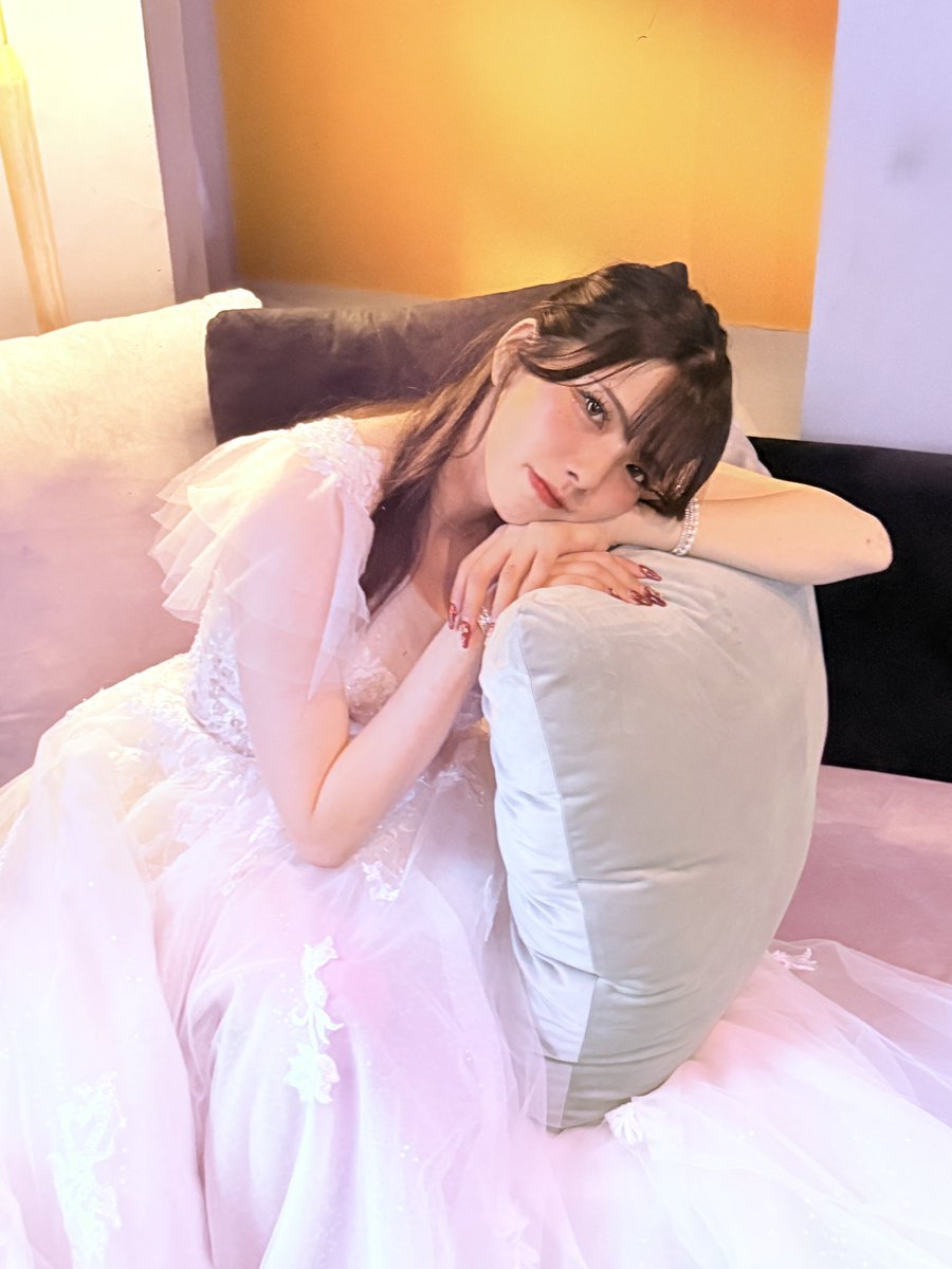 As569Kob's tweet photo. 初めて行けた撮影会！
なんか新鮮な気持ちでした！

普段撮ることのできない写真も撮れたので！

あんちゃんBDをもって……
※また、告知させてもらいます。
#バーレスクts #バーレスクtsあん https://t.co/wJt5I5OGkv