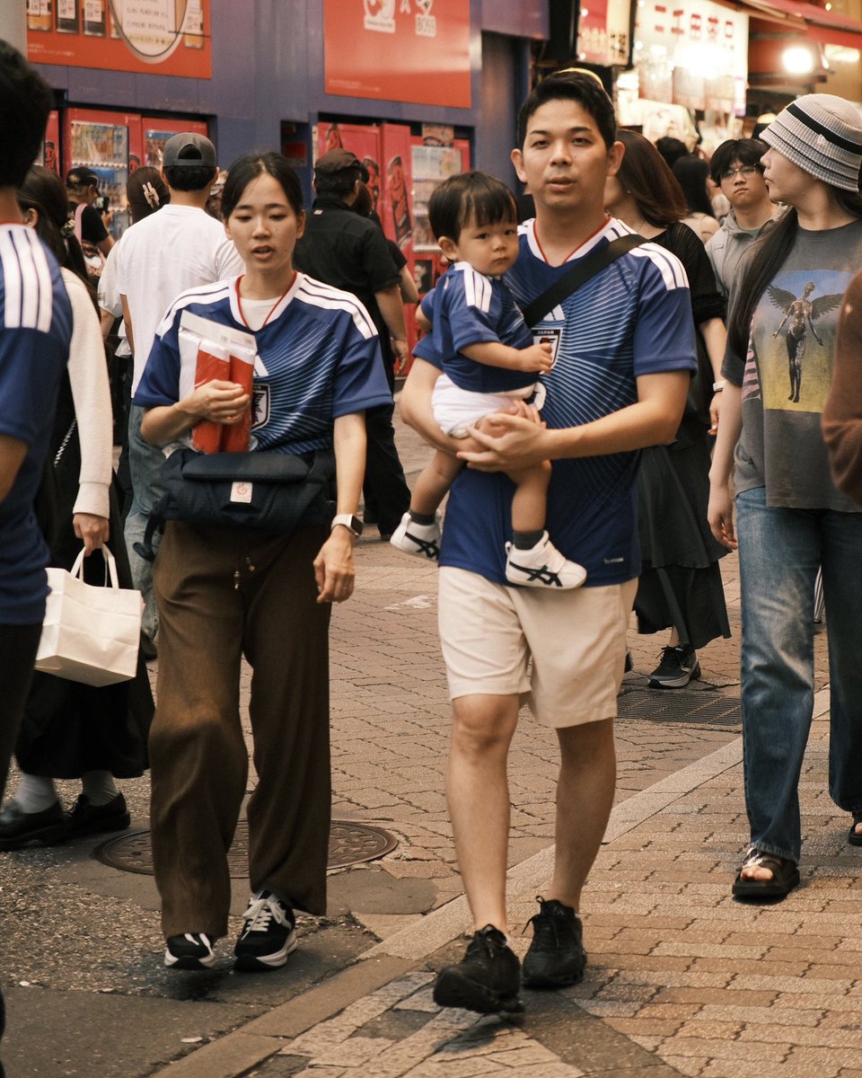 Bellosanusichul's tweet photo. Tokyo after Japan’s win against Tunisia today. https://t.co/MvO3FwnOmg