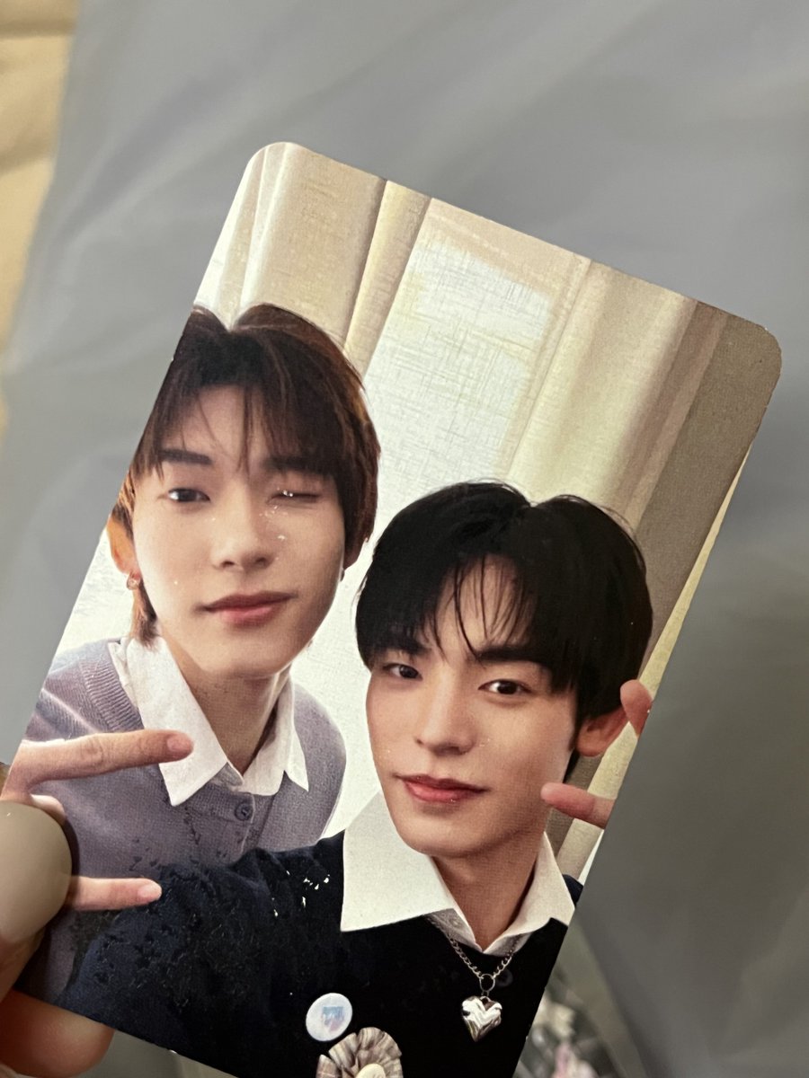 Jgnrae_SS's tweet photo. แงงงง การ์ดดดด🥹😭

#JARINYAxTEETEEPOR https://t.co/JmL5wPdyDK