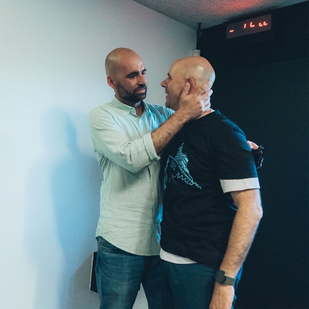 TQHTPodcast's tweet photo. 🤩 Estas dos personas nos están haciendo vivir y disfrutar uno de los 𝗠𝗘𝗝𝗢𝗥𝗘𝗦 momentos de la 𝗛𝗜𝗦𝗧𝗢𝗥𝗜𝗔 de nuestro Celta de Vigo.

🩵 Dous entrenadores 𝗙𝗘𝗜𝗧𝗢𝗦 𝗡𝗔 𝗠𝗔𝗗𝗥𝗢𝗔!

🧑🏼‍🦲 Don Claudio Giráldez González.
🧑🏼‍🦲 Don Alfredo Álvarez Paredes.

📸 @AdriiSanta https://t.co/VEMS2LKlcl