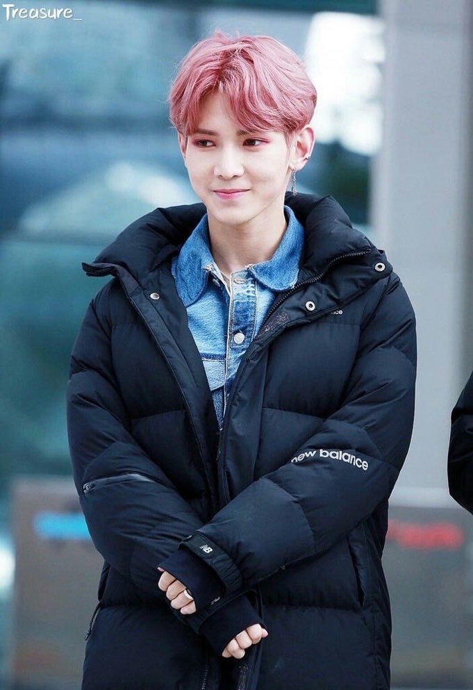 nitroyeo's tweet photo. in case you forgot, this is the person being mistreated…#YeosangDeservesBetter https://t.co/3MyTXfciCr