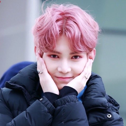 nitroyeo's tweet photo. in case you forgot, this is the person being mistreated…#YeosangDeservesBetter https://t.co/3MyTXfciCr