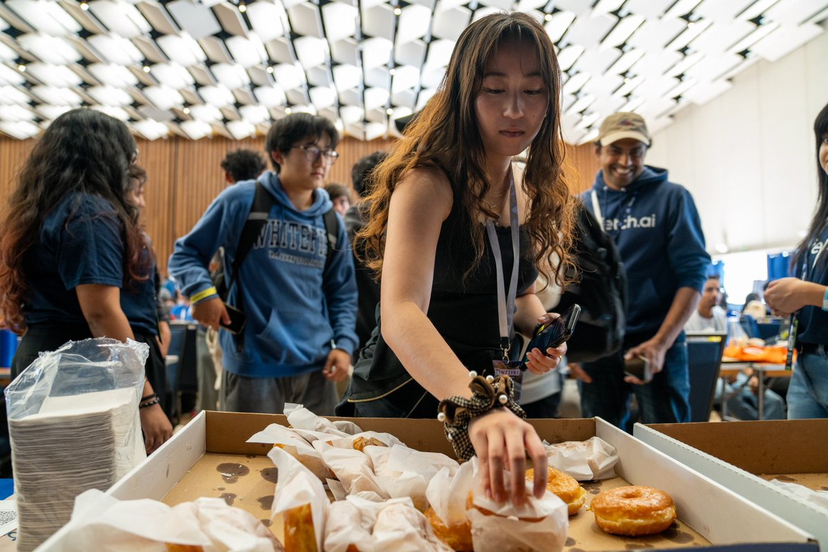 fetch_ai_IL's tweet photo. Our Fetch-a-doughnut Challenge at @UCBerkeley AI Hackathon went so well we had a line out of the building! 🍩

Hackers used the Doughnut Agent on https://t.co/7jqGoR1O8i to claim a free doughnut, giving a great example of how AI agents can connect digital interactions with real-world utility. Have a look below 🚀

@WSana81 @Fetch_ai @CalHacks