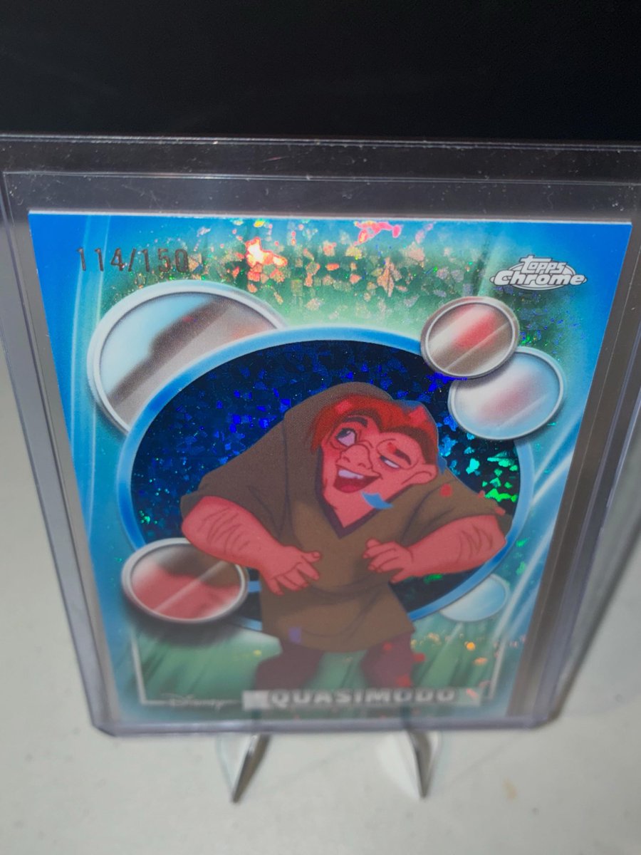 JRorrer23's tweet photo. Numbered Cards 
Lightning McQueen Dark Blue and Light Blue Lava /125
Quasimodo and Crush Blue Mini Diamond /150 (Quasimodo has awful print lines unfortunately)
Thumper Magenta /399 https://t.co/KB4tBOOBhY