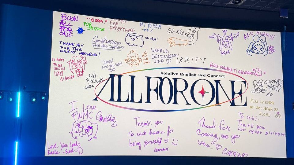 LallaWaffle's tweet photo. Okay, it’s time for a recap of everything that happened yesterday ❤️ 
It will be a long message so prepare yourself 🙈
I’ll start by thanking @VirtualStagePro for bringing this event in Italy but also @hololive_En for the show (it was my second rewatch!)

#holoAllforOne 

1/? https://t.co/whhUQWCTpO