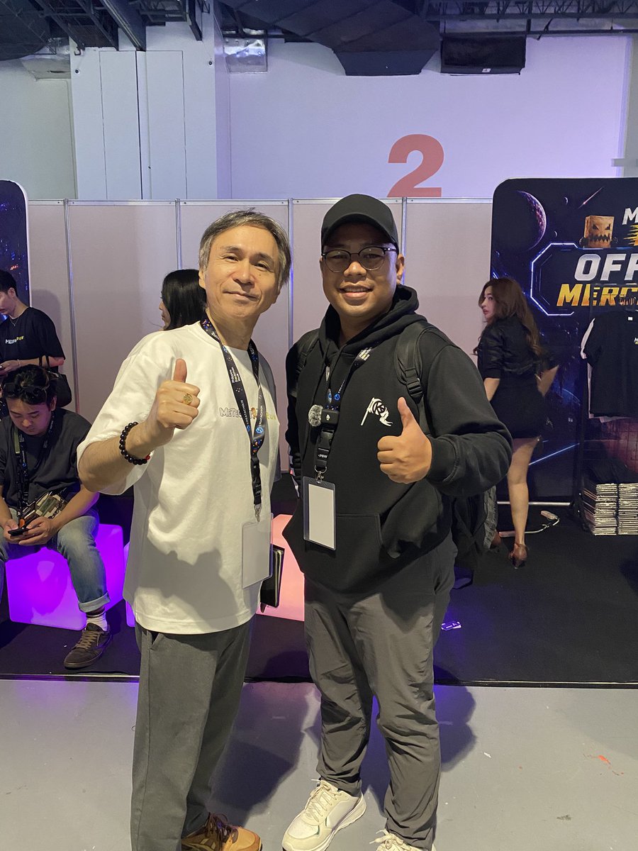 masterkamote_'s tweet photo. Really glad to meet the team behind the awesome game we play Meteon Run at @philippinebc_wk Week 2026 🇵🇭

And guess what, we got some ALPHAS for the coming months, so hold on tight! 
#MeteonRun #PBW2026 https://t.co/I2Gh8yzqaV