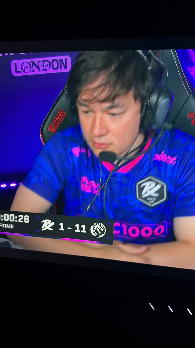 chamdeforce's tweet photo. SABAR BANG ALEK 😭😭😭 https://t.co/m4nwmUZLT3