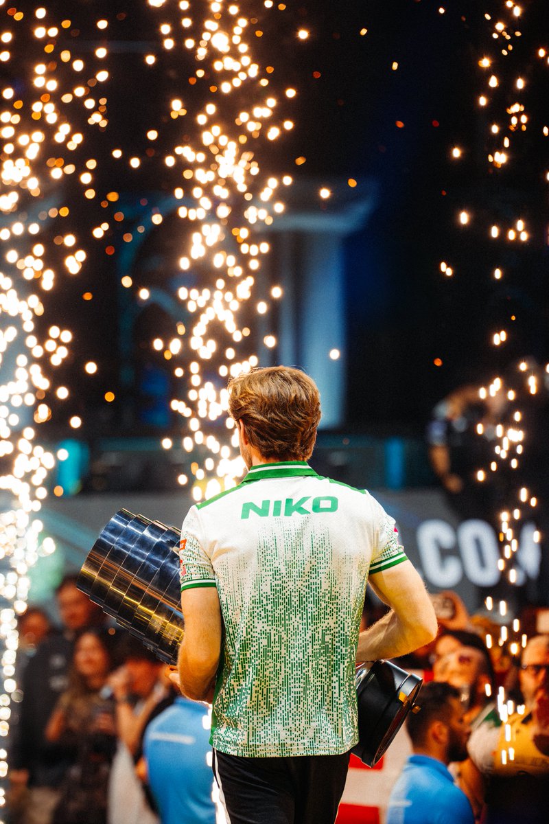 domphoto_'s tweet photo. Finally

#IEM https://t.co/0Xejf7nYAj