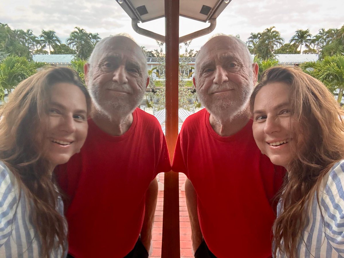 GMJuditPolgar's tweet photo. I am thankful to my dad on this day, too. Every day. Love, determination, care, motivation, bravery, the courage to act, responsibility – those are the words that immediately come to mind when I think of him.
It is Father's Day ❤
#ChessConnectsUs #fathersday #myfamily #mydad https://t.co/3hqf6YcJGi
