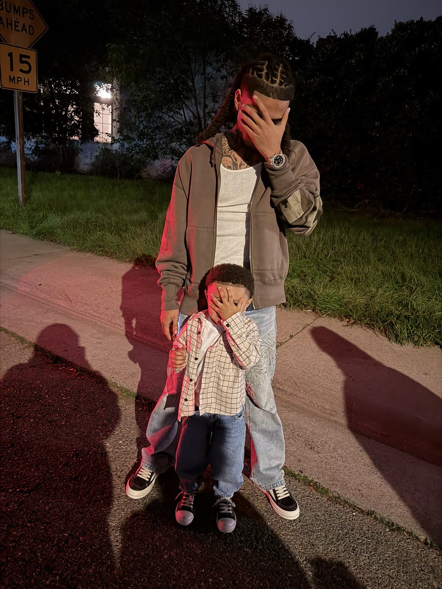 AntClout's tweet photo. The one that made me a daddy🤞🏽 happy Father’s Day to all the real stand up men handling business bout they little ones👌🏽 https://t.co/nsxnJdGXiR