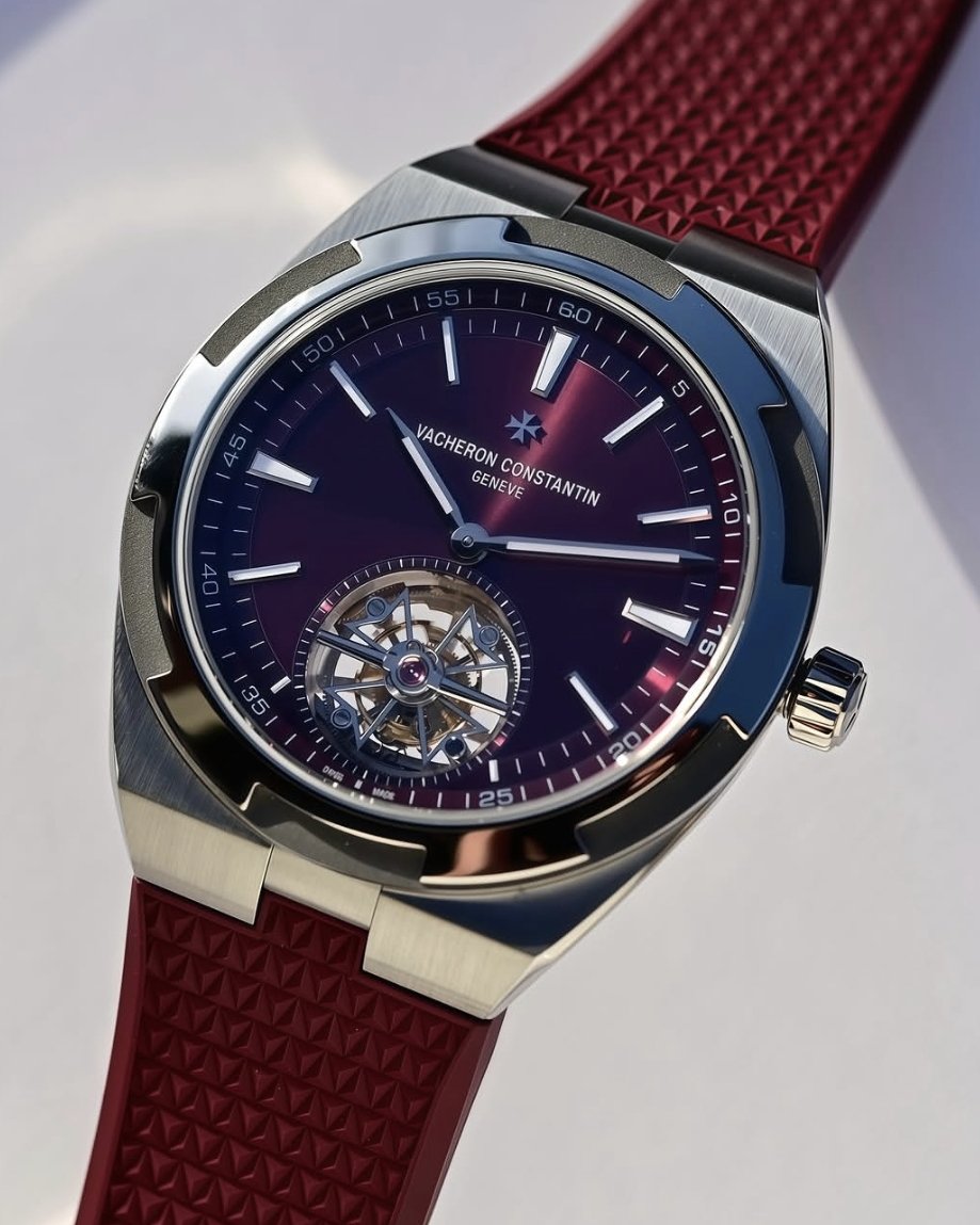 GlobalWatchClub's tweet photo. Vacheron Constantin Overseas Tourbillon in titanium Ref. 6000V/210T-H179

Would you wear it on the rubber strap or metal bracelet? https://t.co/PBQc8bbqxF