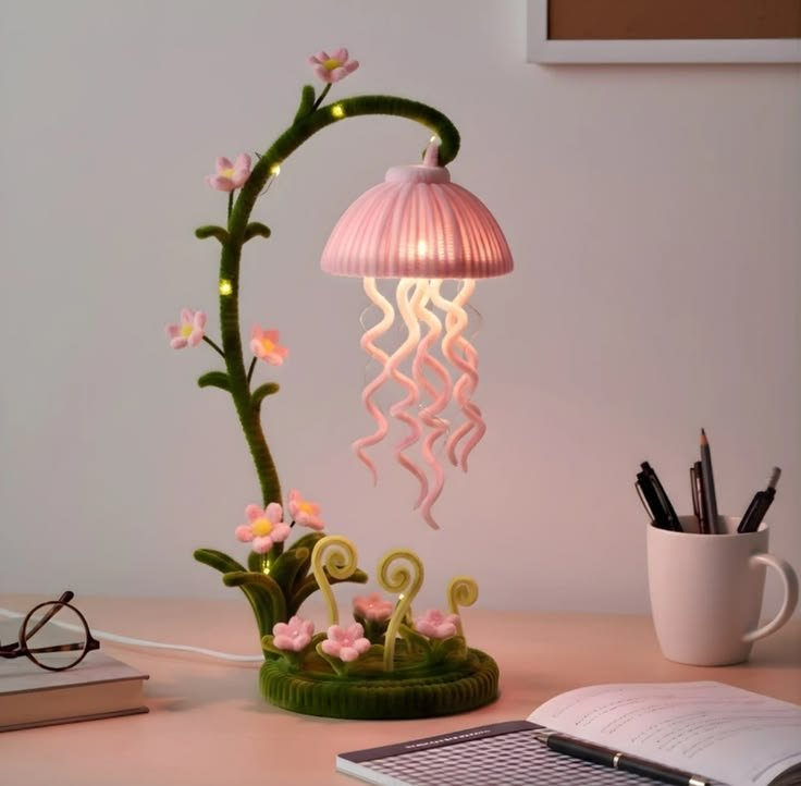 petalesblancs's tweet photo. Handmade jellyfish lamps https://t.co/BCBcFxMByE