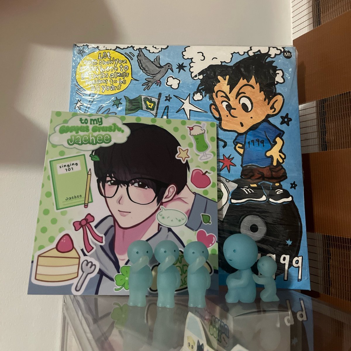 daengshion's tweet photo. @ichikachoo HIII I WAS THE ONE WHO GOT IT!!! it’s so cute pls i alr have it displayed in my room 🥹❤️‍🩹❤️‍🩹❤️‍🩹 thank u sm for sharing ur art! https://t.co/DFzXVssupn