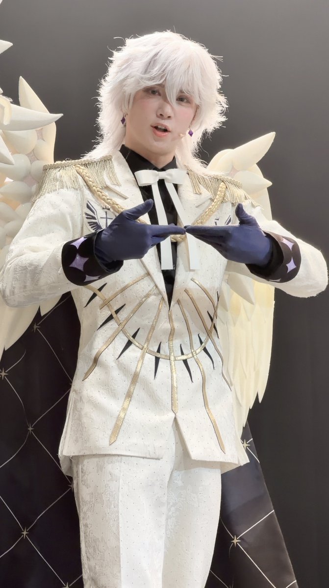 373_030's tweet photo. Butlers’ 歌劇『悪魔執事と黒い猫』
～天使が来たりし古の塔編～

6/21 千穐楽🐈‍⬛

セラフィム役🪽
桑原勝さん(@sho_kuwahara_ )

#あくステ https://t.co/nYUS1EgKbY