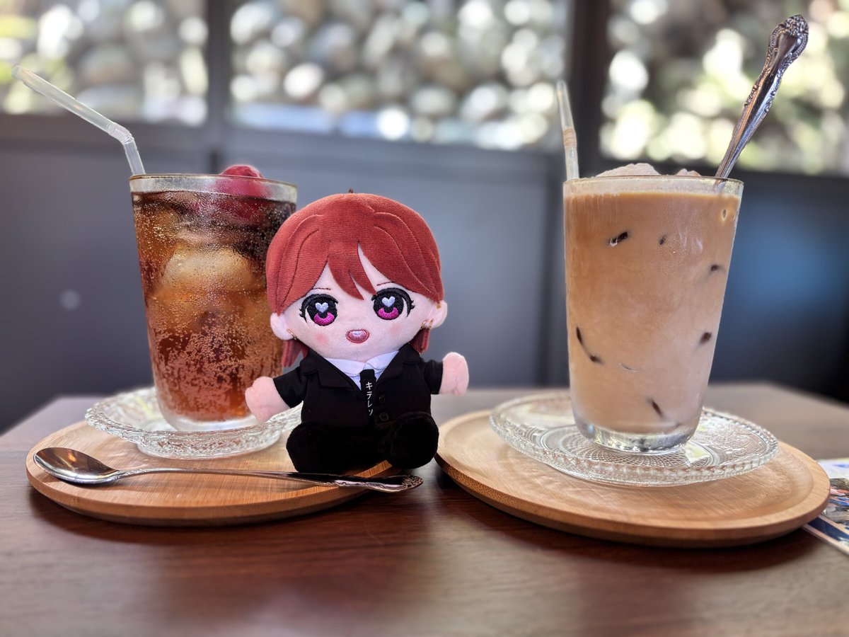 achandayooon's tweet photo. 今日はとおまわり🐈
昨日お迎えした嶺亜ぬい連れて🩷
きのしたベーカリーさんのパン買ったけどお持ち帰り用で買ってて食べたくなって追加購入して食べたり帰り道食べたりした♡
古着もかわいいのあって買って充実した1日でした🥳 https://t.co/ctvrSQcT95