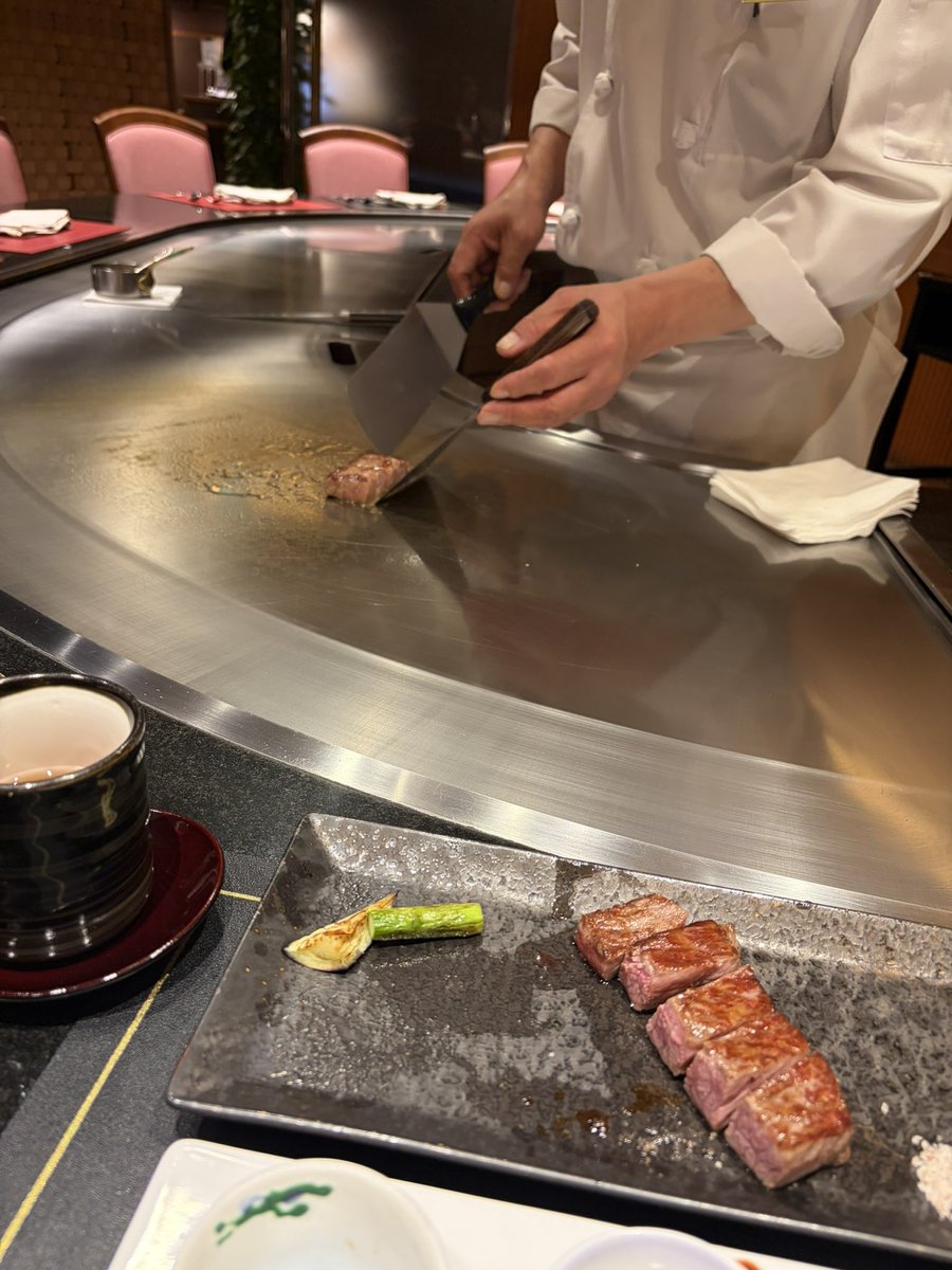 MrPablo0424's tweet photo. ほんまは今日やけど嫁さんの都合により昨日ちょっとええ店でちょっとええ肉食べました

5🙌 https://t.co/44ZakQGAzP