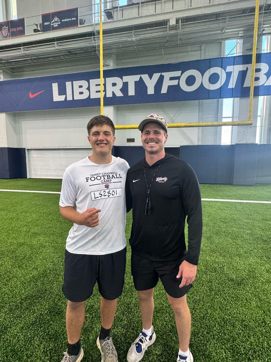Pippin_Athlete's tweet photo. Had a great camp on Saturday at Liberty University! Had a great chart and snaps to a punter period. Big thank you to @Coach_Lewellyn for having me. #GoFlames #RiseWithUs #LibertyFootball | @Coach_D13 @CoachPippinx2 @HKA_Tanalski @moorepete18 @HerndonFtbl @KornblueKicking https://t.co/abWzyOkNx6